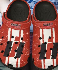 Alternative view of Case IH Clogs